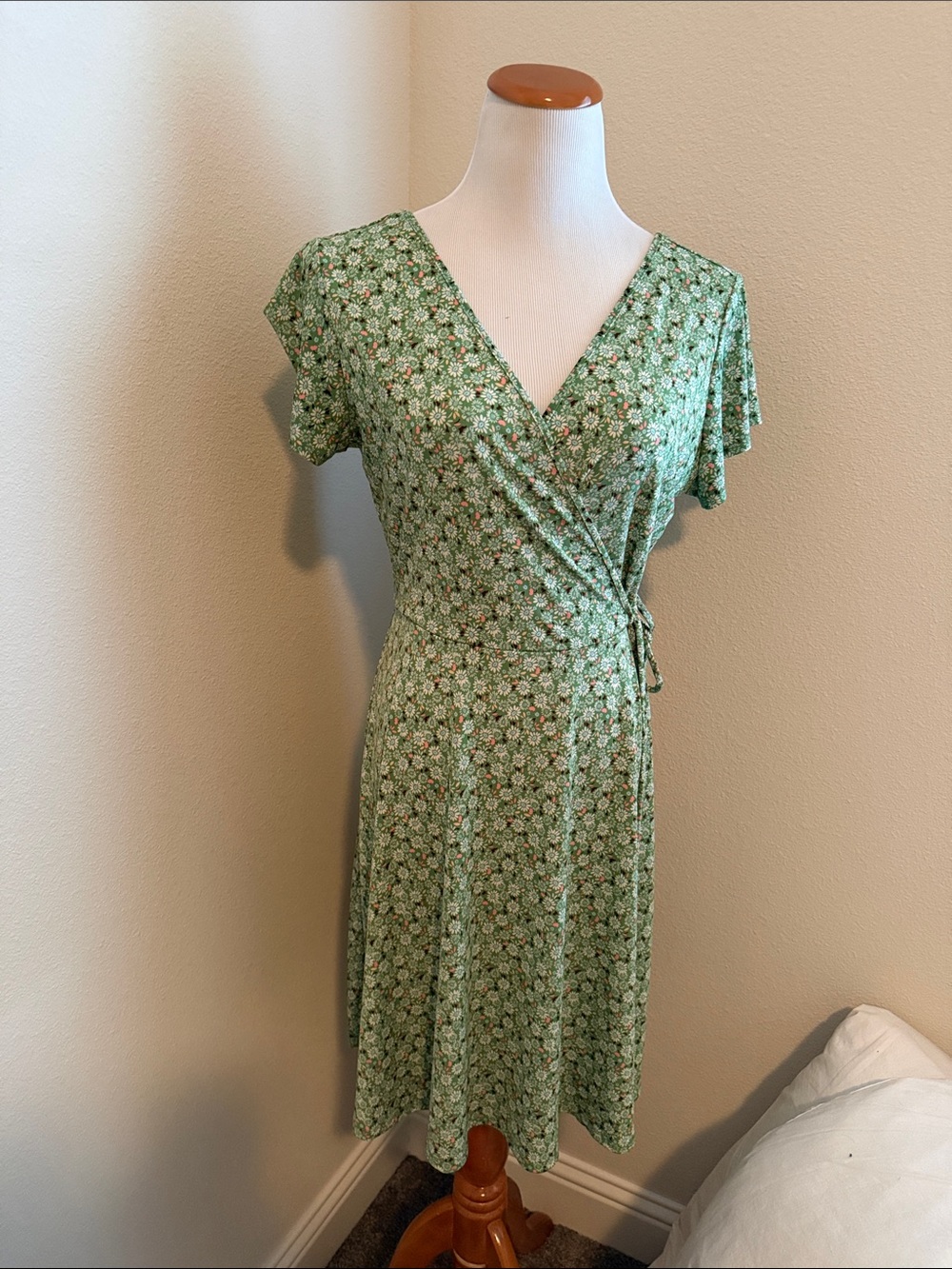 Kaileigh Green Floral Wrap Midi Dress